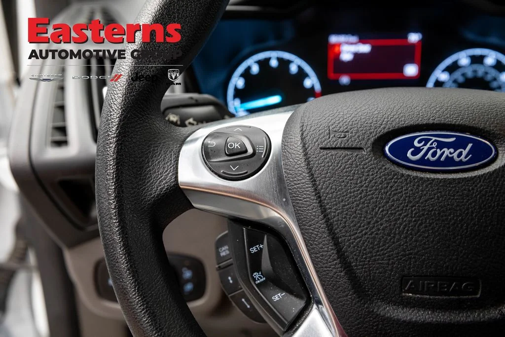Used 2022 White Ford XLT image 16