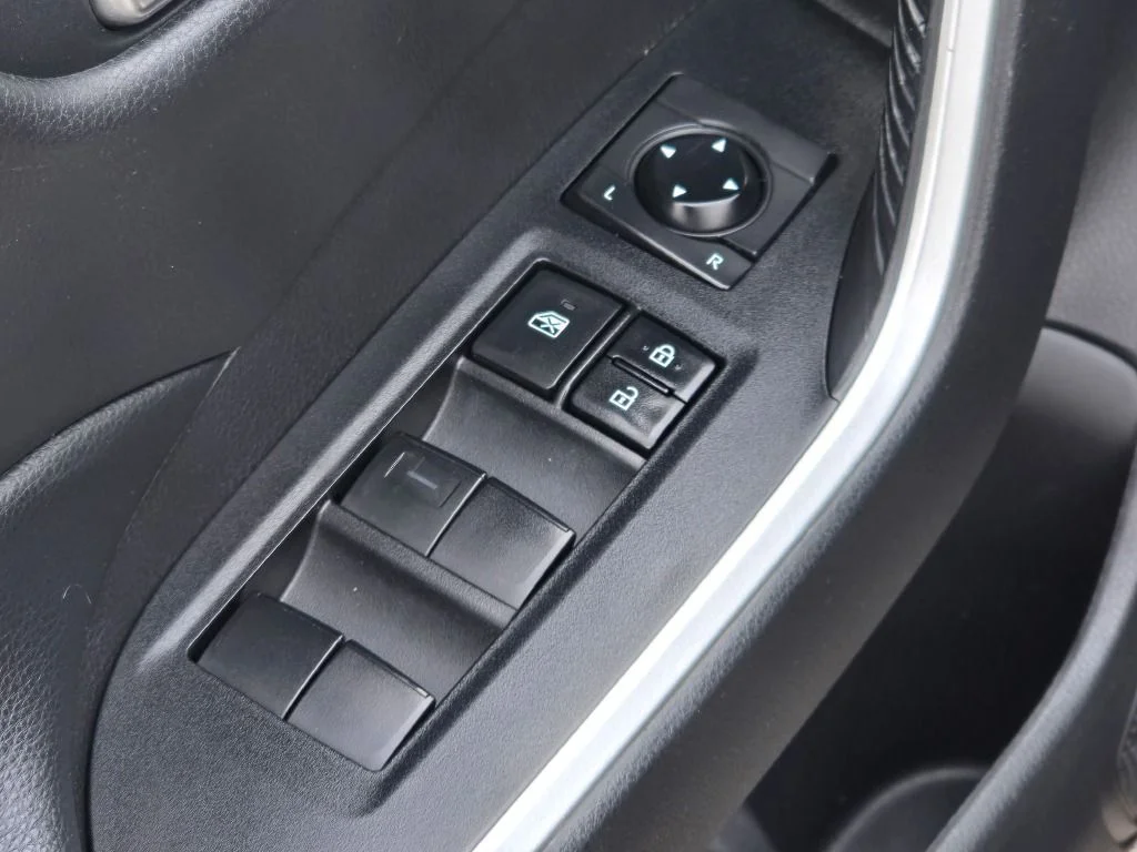 Used 2020 Black Toyota XLE image 20
