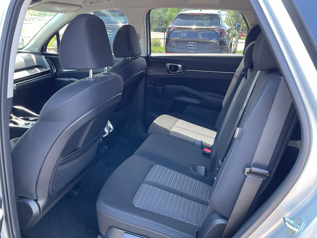 Used 2026 Ivory Silver Kia LX image 19