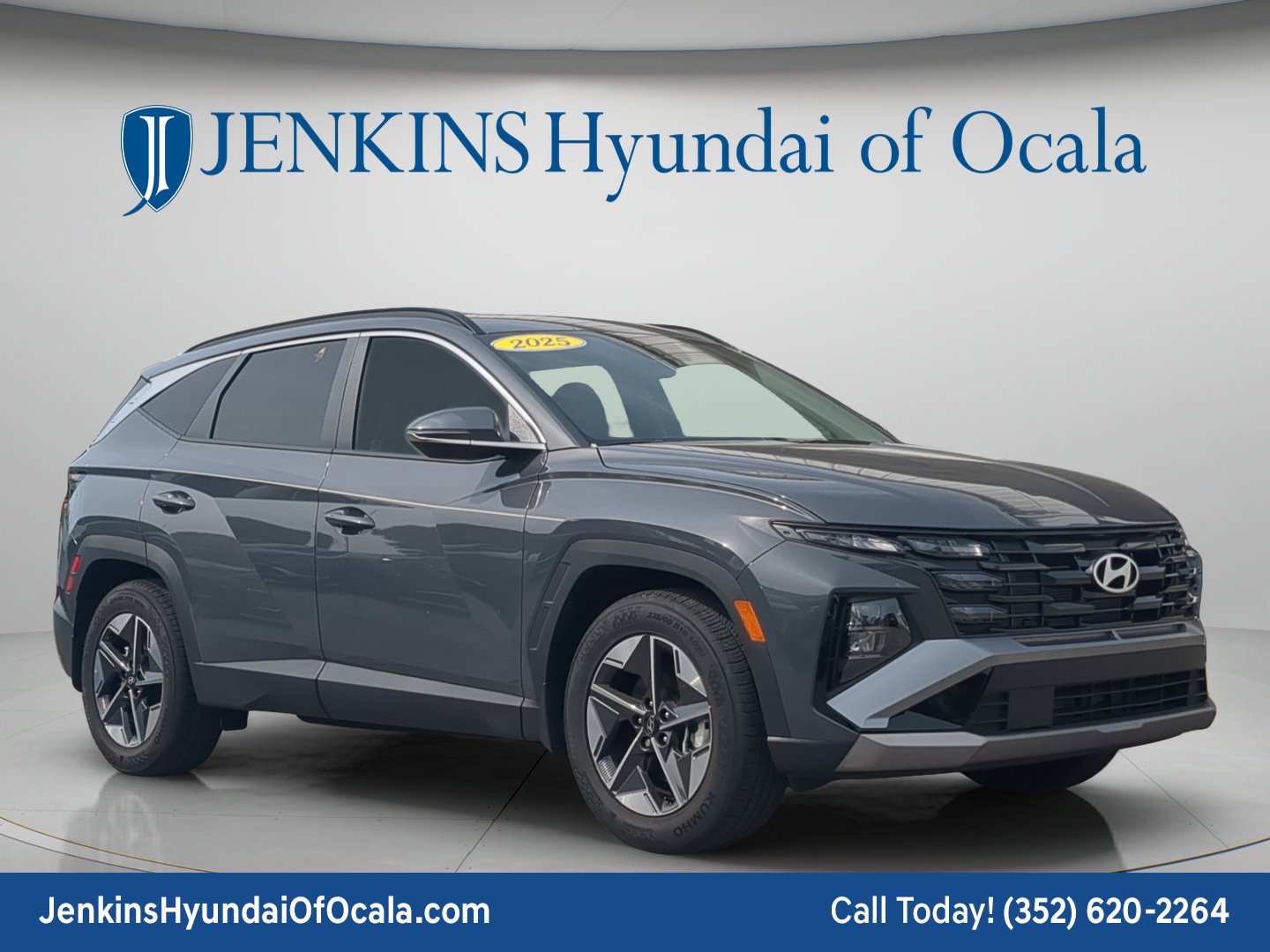 Used 2025 Ecotronic Gray Hyundai SEL Convenience image 2