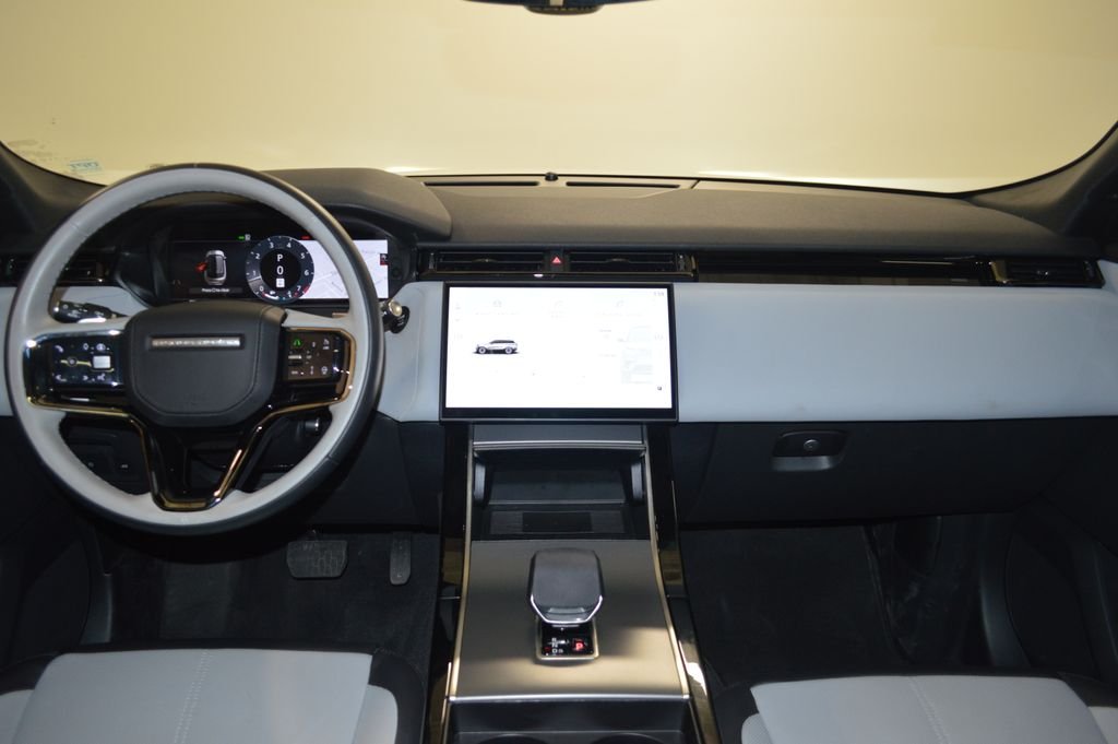 Used 2026 Fuji White Land Rover S image 36