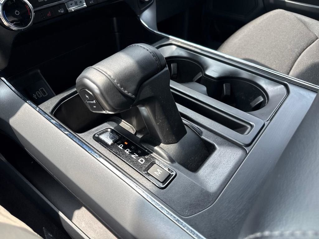 New 2026 Agate Black Metallic Ford XLT image 47