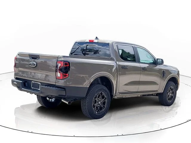 New 2026 Gray Ford XLT image 5