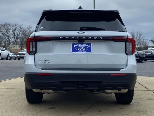 New 2026 Space White Metallic Ford Active image 3