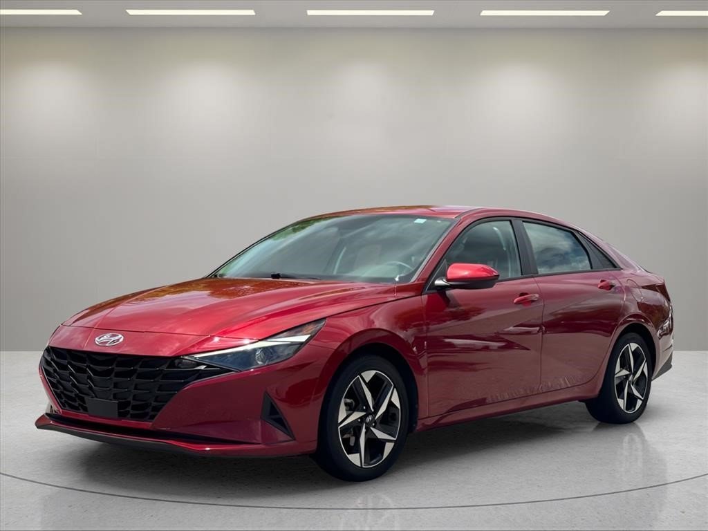 Used 2023 Ultimate Red Hyundai SEL image 1