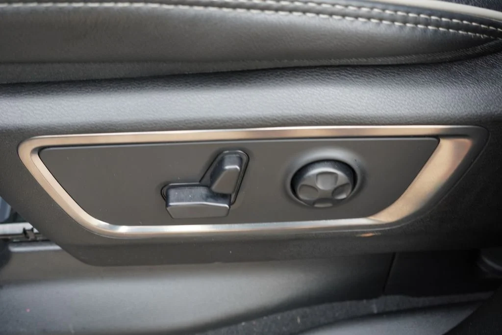 Certified Used 2019 Black Ram Limited image 27
