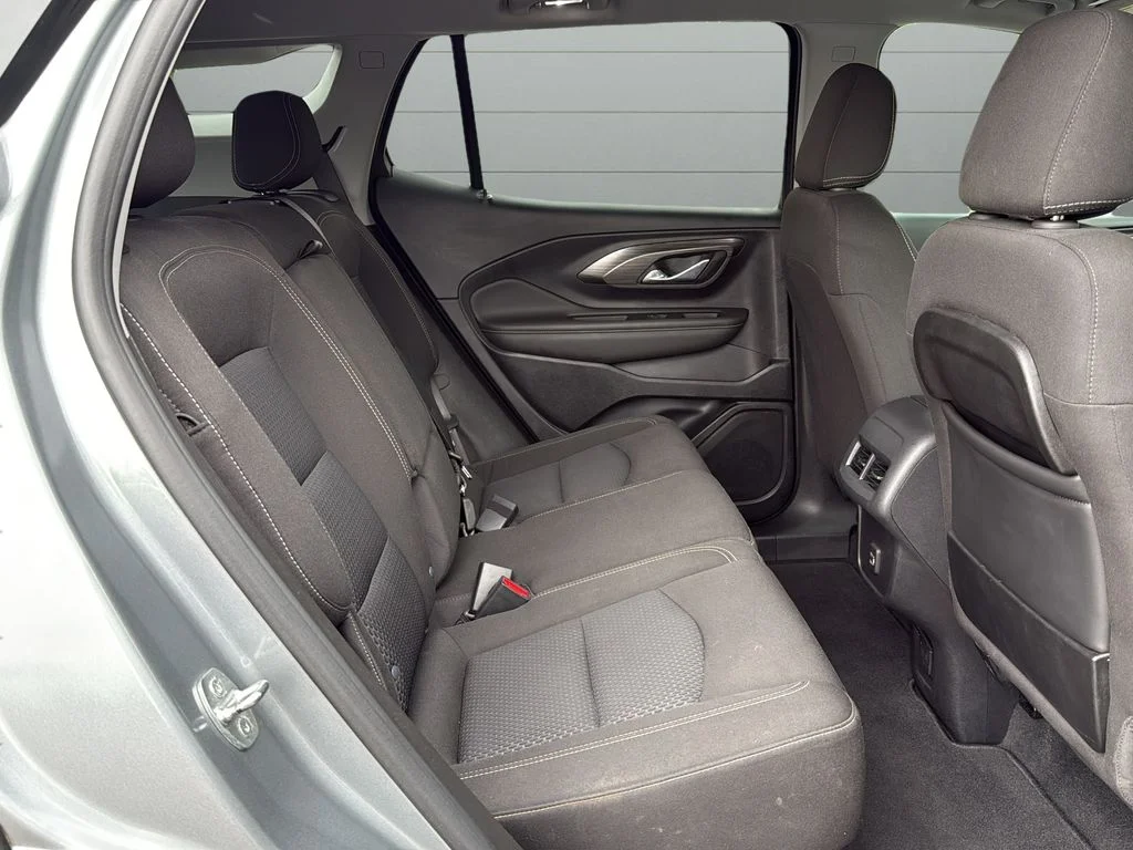 Used 2023 Silver GMC SLE image 14
