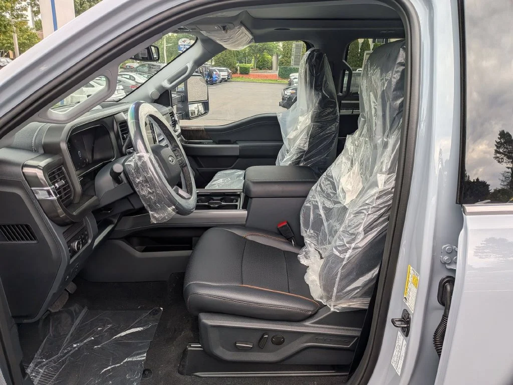 New 2026 Gray Ford Lariat image 9