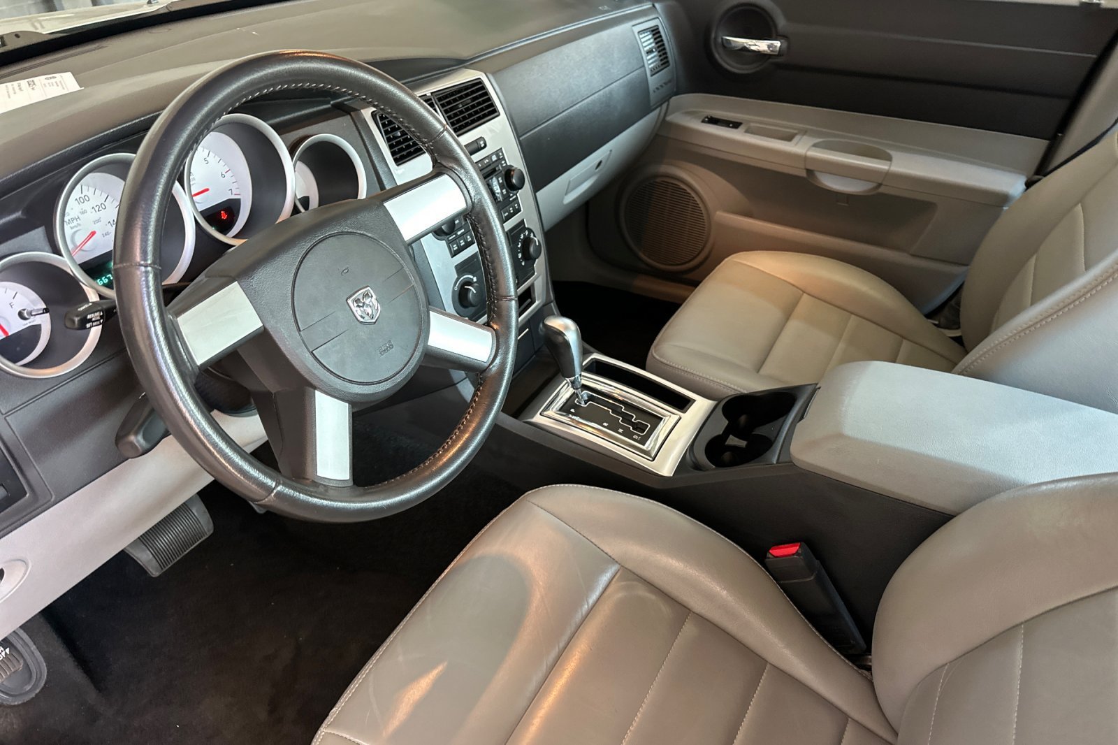 Used 2007 Silver Dodge R/T image 9