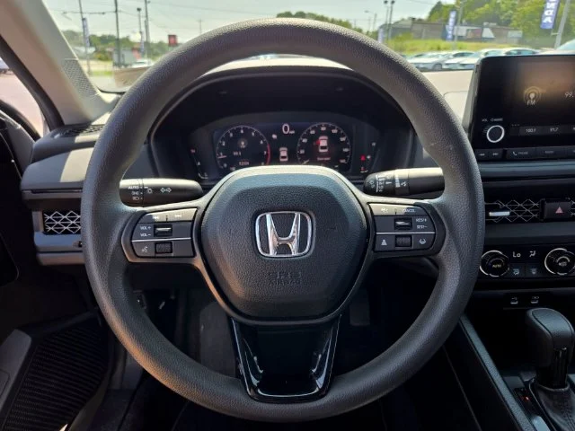 Used 2024 Silver Honda EX image 31