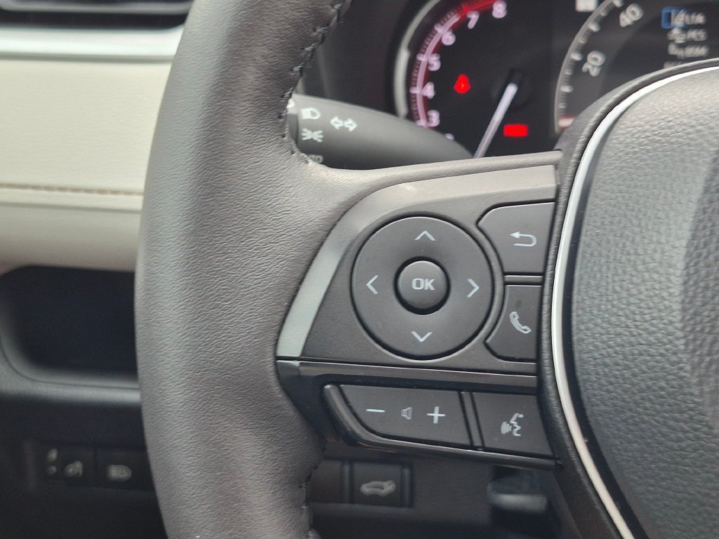 Used 2023 Black Toyota XLE image 28