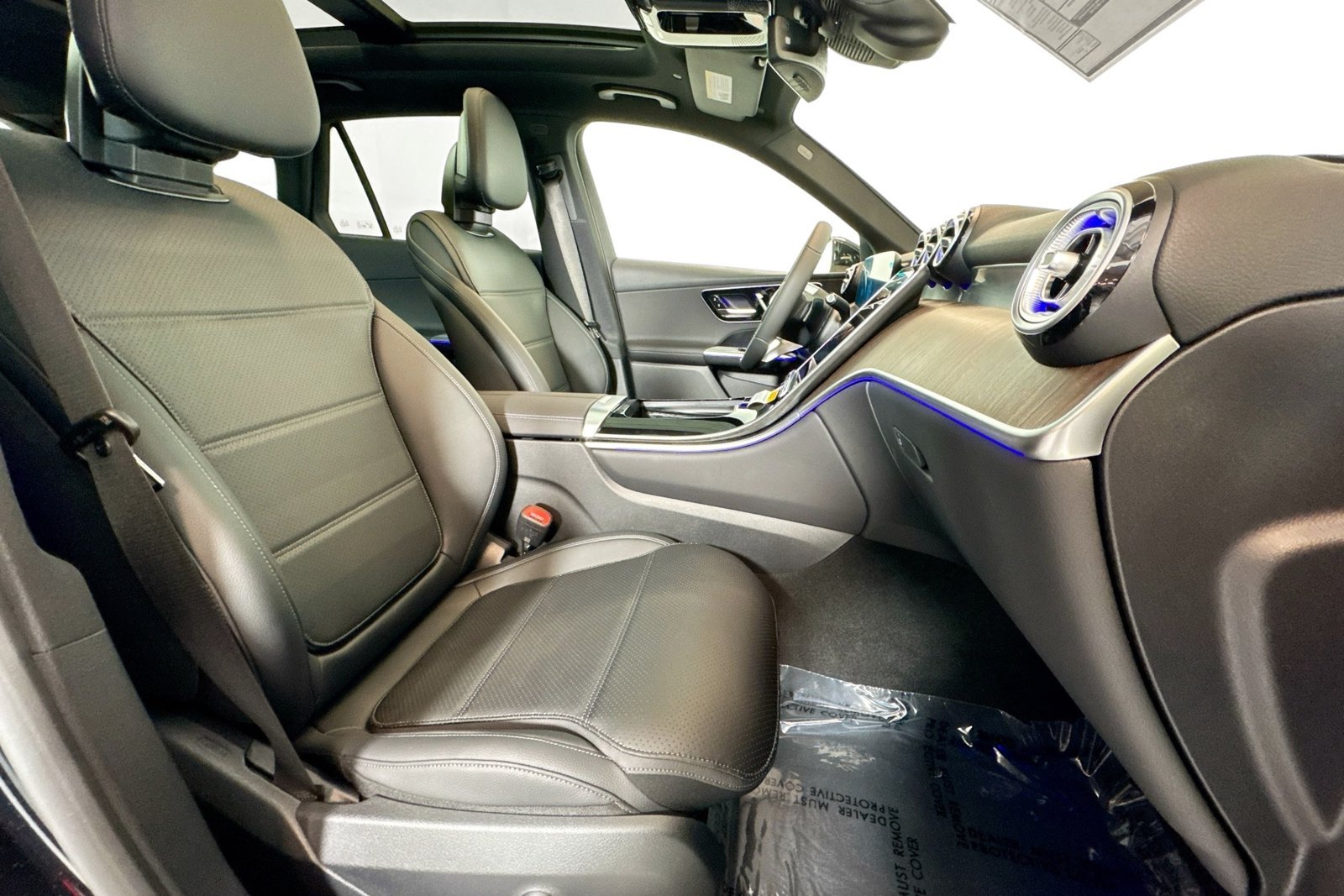 New 2026 Black Mercedes-Benz GLC 300 image 26