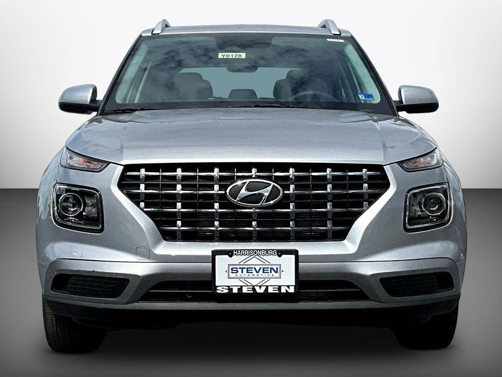 New 2026 Silver Hyundai SEL image 2
