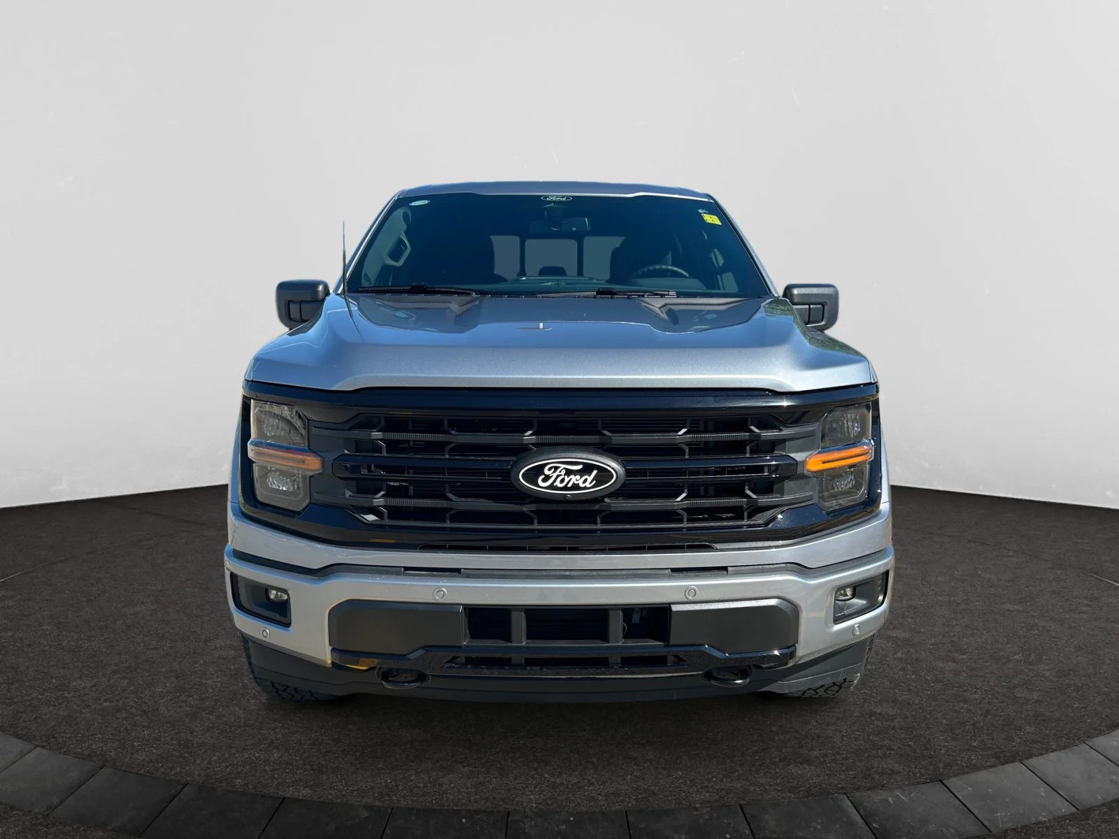 New 2026 Iconic Silver Metallic Ford XLT image 8