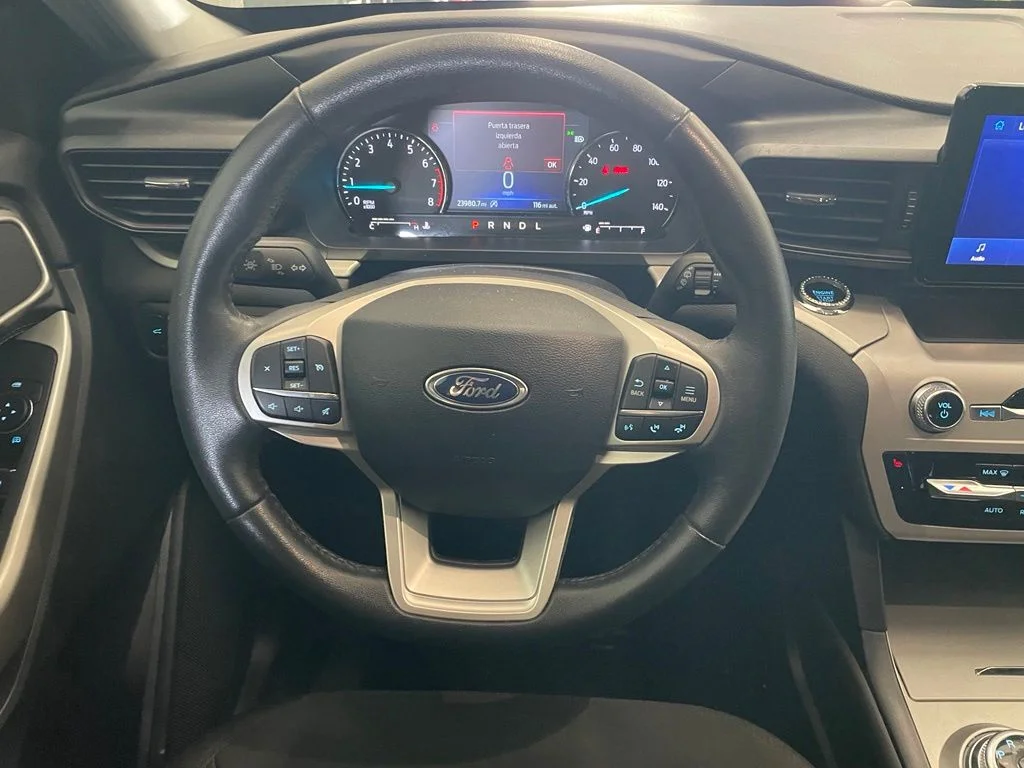 Used 2024 Gray Ford XLT image 13