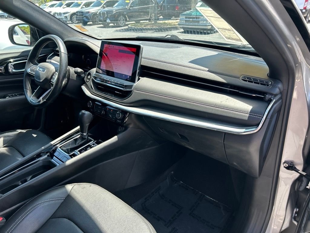 Used 2022 Silver Jeep Limited image 42