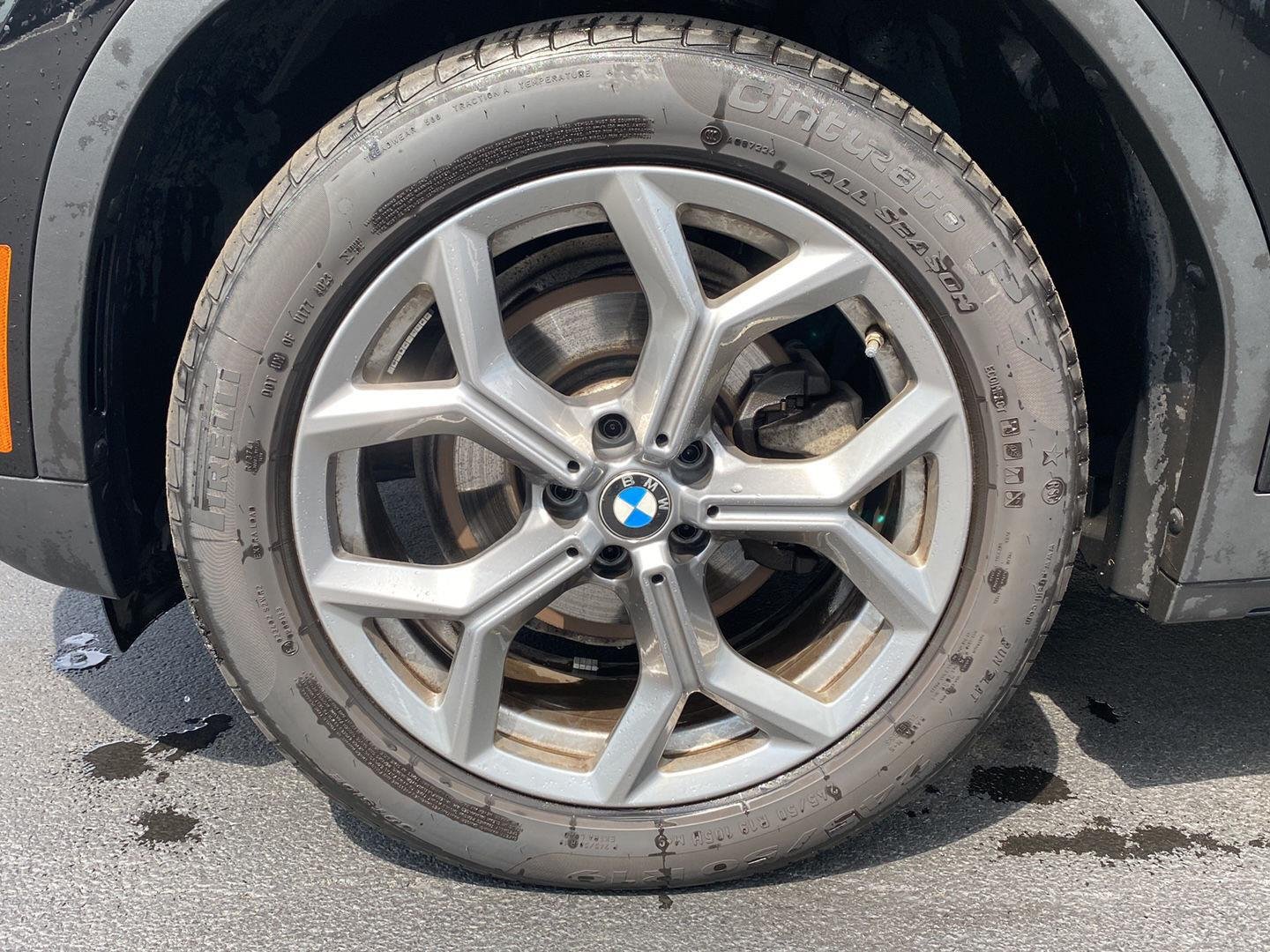 Certified Used 2024 Jet Black BMW xDrive30i image 9