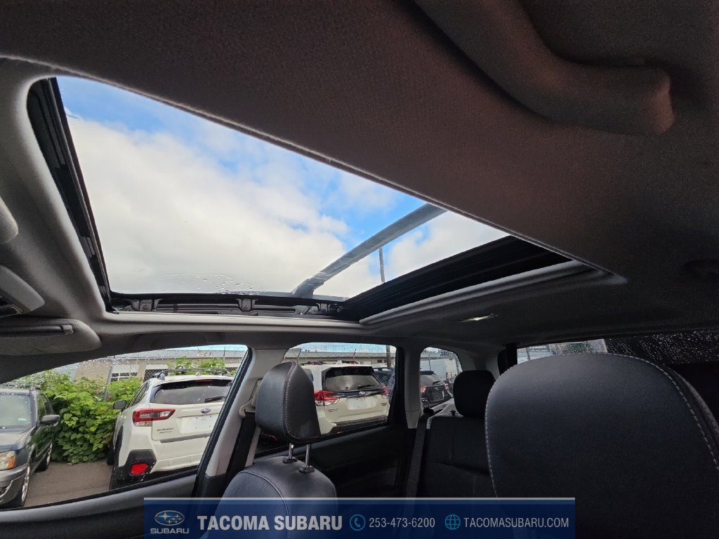 Used 2018 Green Subaru 2.5i Touring image 25