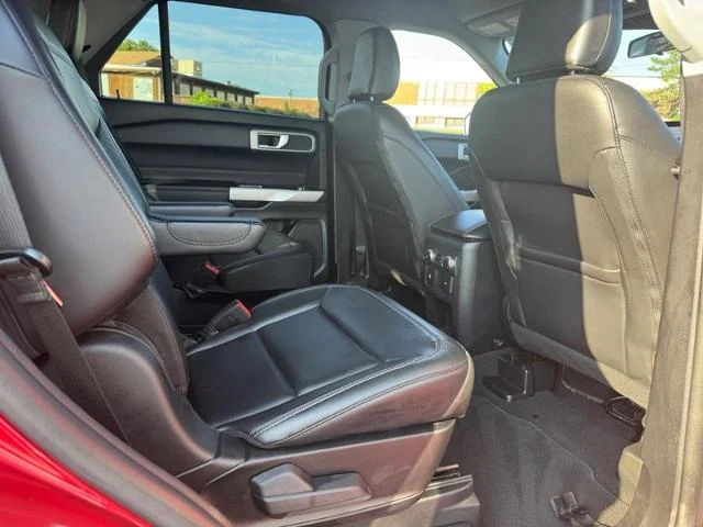 Used 2021 Rapid Red Metallic Tinted Clearcoat Ford  image 11