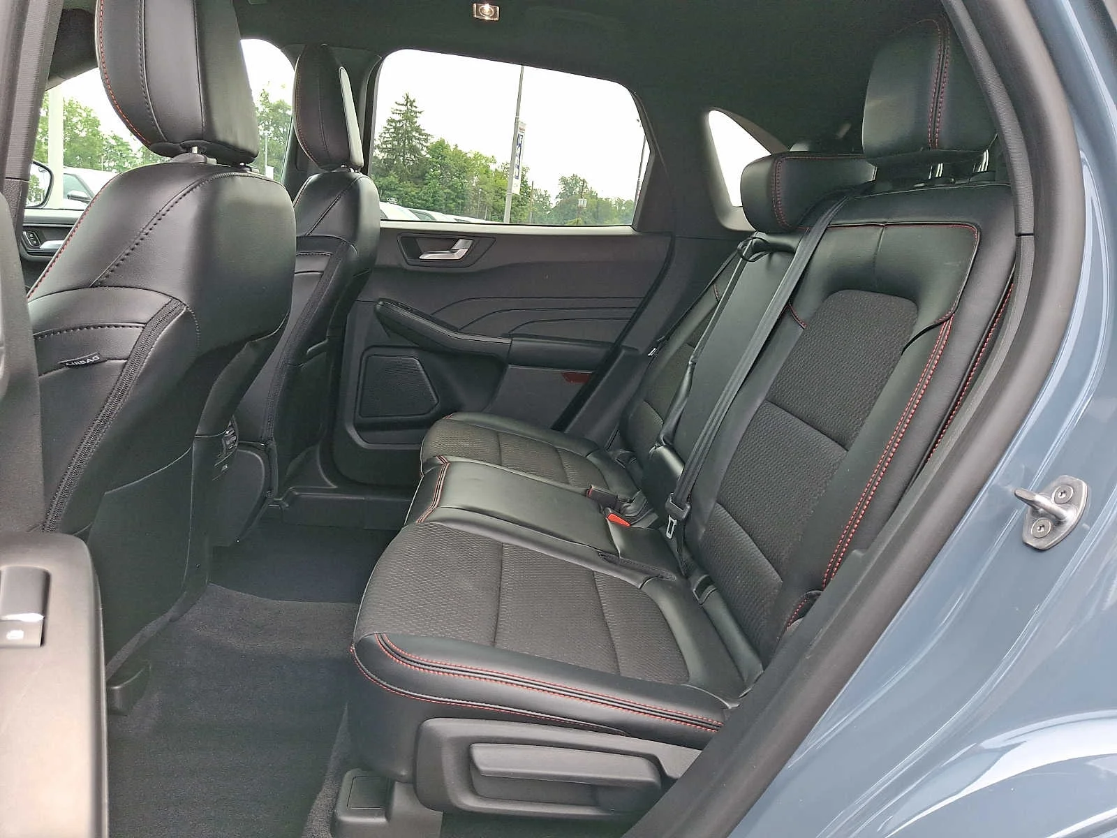 Used 2023 Vapor Blue Ford ST-Line image 10