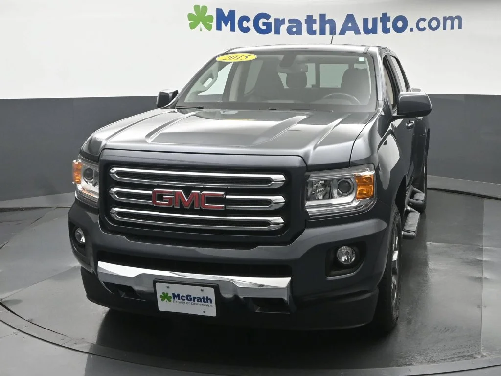 Used 2015 Gray GMC SLE1 image 19