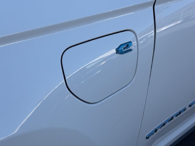Used 2024 White Jeep 4xe image 11