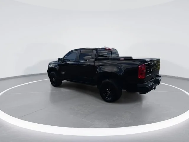 Used 2022 Black Chevrolet Z71 image 8
