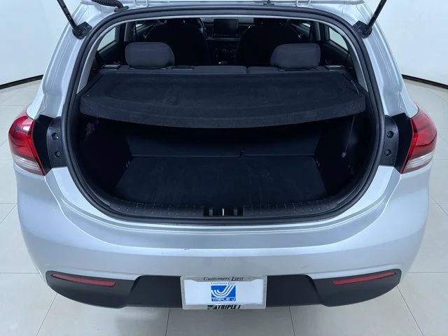 Used 2023 SILKY SILVER Kia S image 11