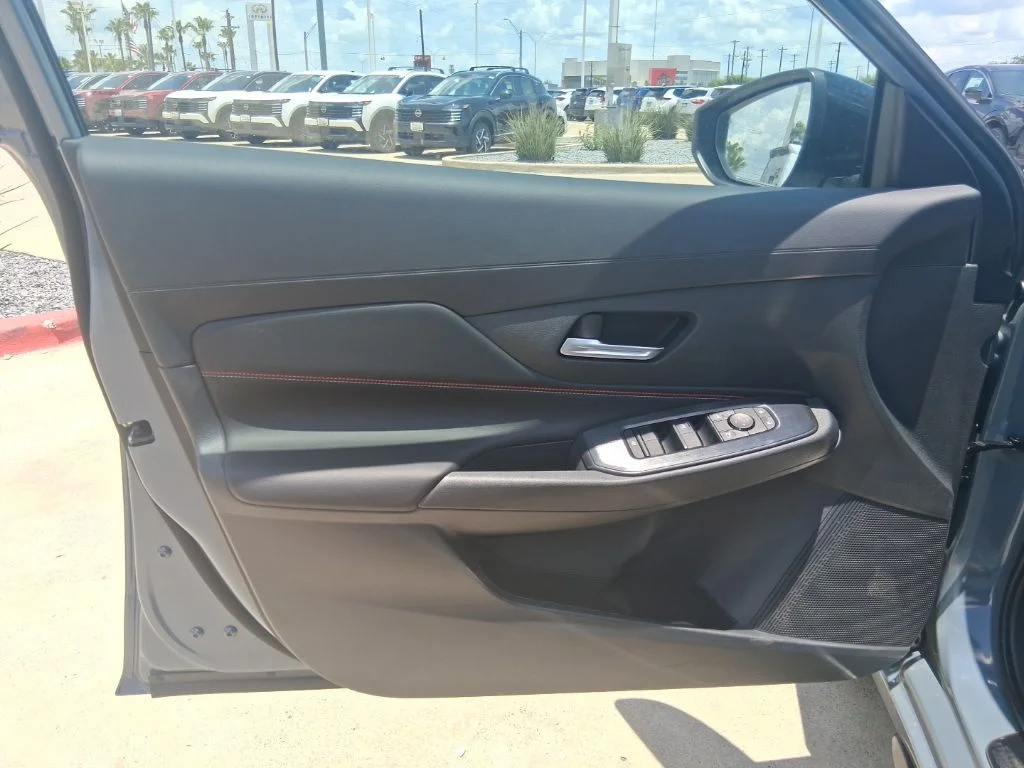 New 2026 Atlantic Gray Metallic Nissan SR image 21