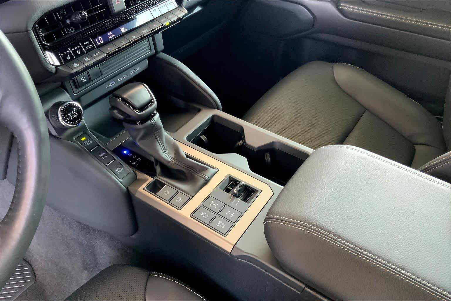 Used 2024 Black Toyota  image 17