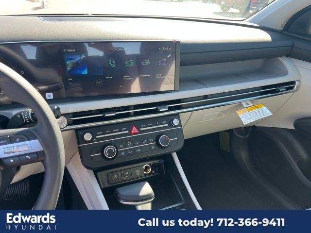 2025 Hyundai Tucson SE - Photo 18