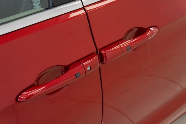 Used 2024 Red Chrysler Touring L image 27
