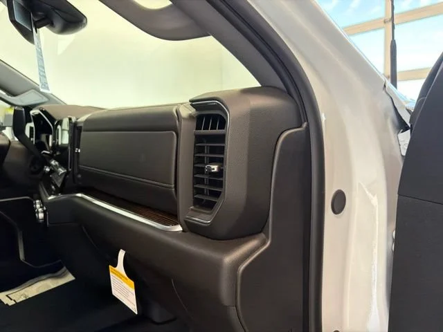 New 2026 Summit White GMC SLE image 24