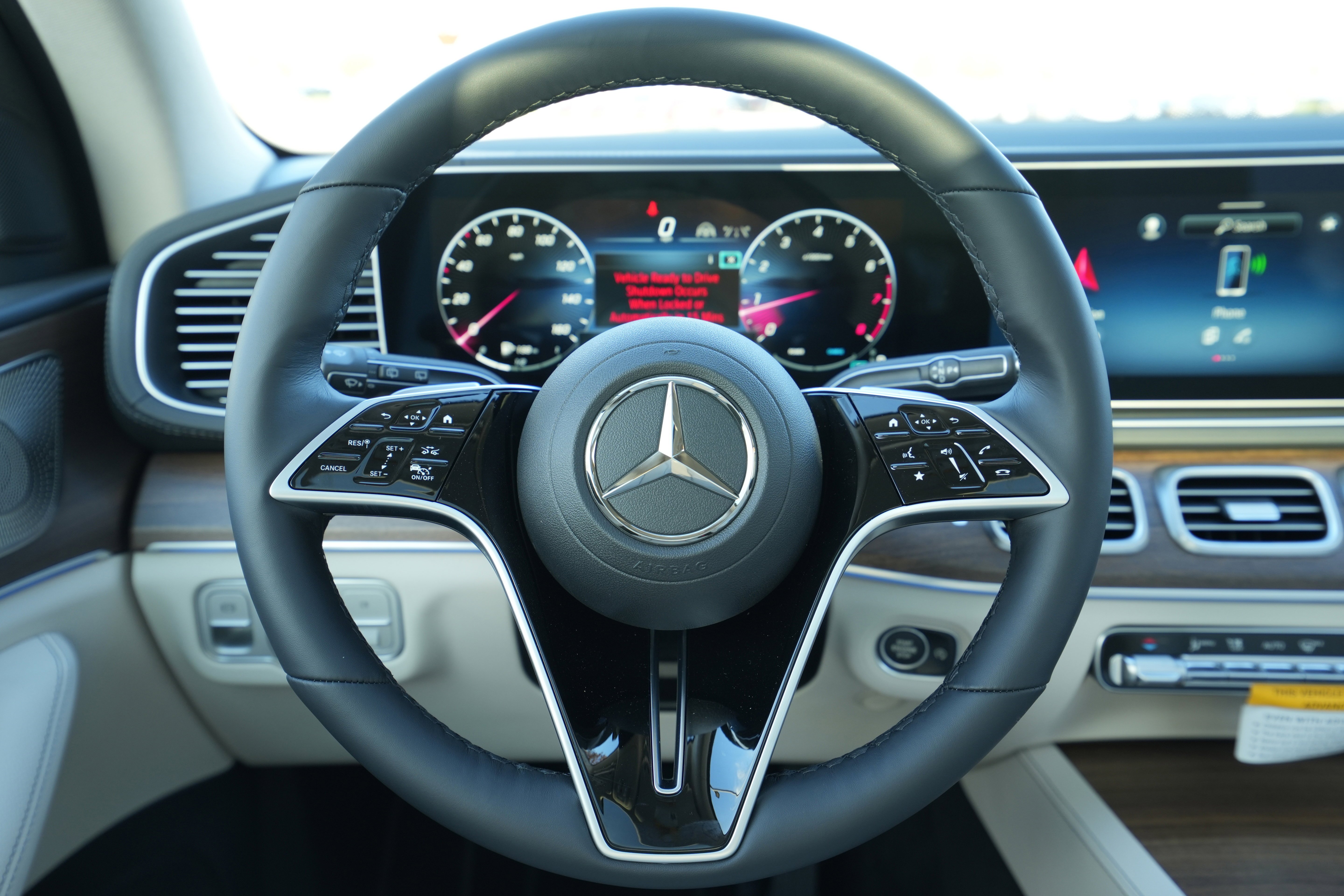 Used 2026 Polar White Mercedes-Benz GLE 350 image 25