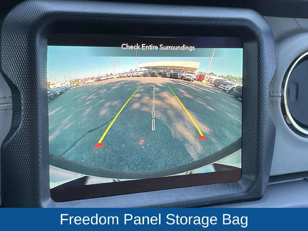 Used 2023 Silver Jeep Sahara 4xe image 32