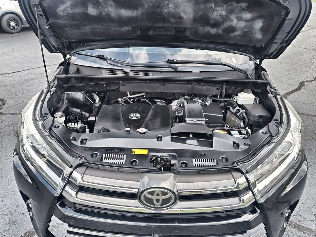 Used 2019 Black Toyota Limited Platinum image 27