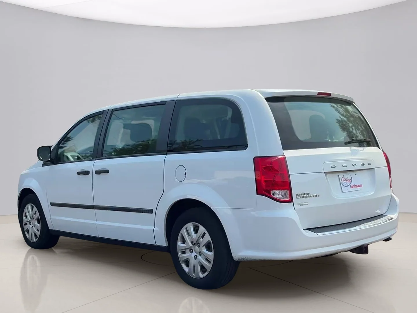 Used 2015 White Dodge SE image 3