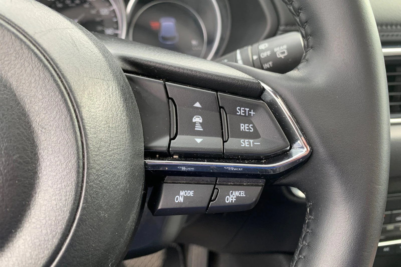 Used 2025 Silver Mazda 2.5 S Preferred Package image 31