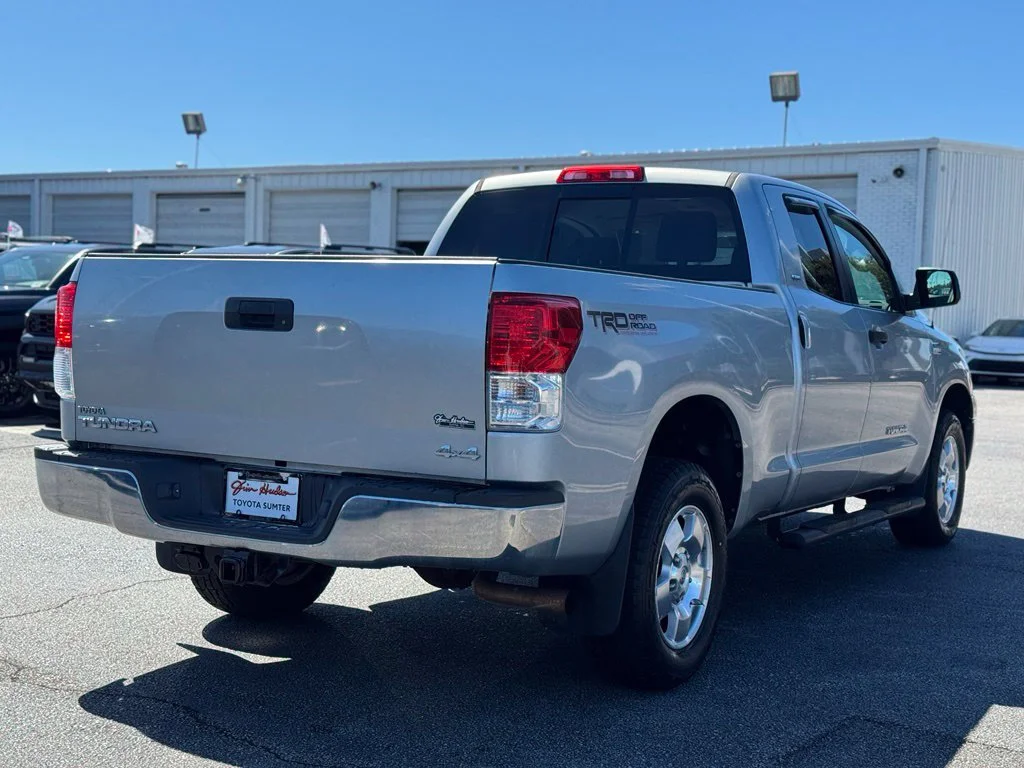 Used 2011 Silver Toyota Grade image 11