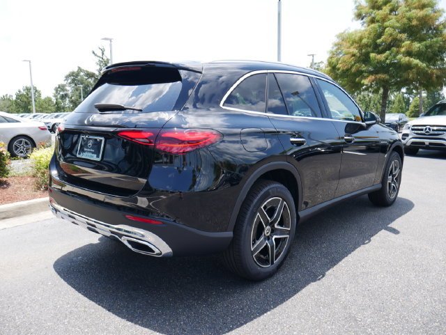 New 2026 Black Mercedes-Benz GLC 300 image 26