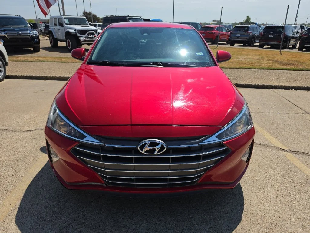 Used 2020 Red Hyundai SEL image 2