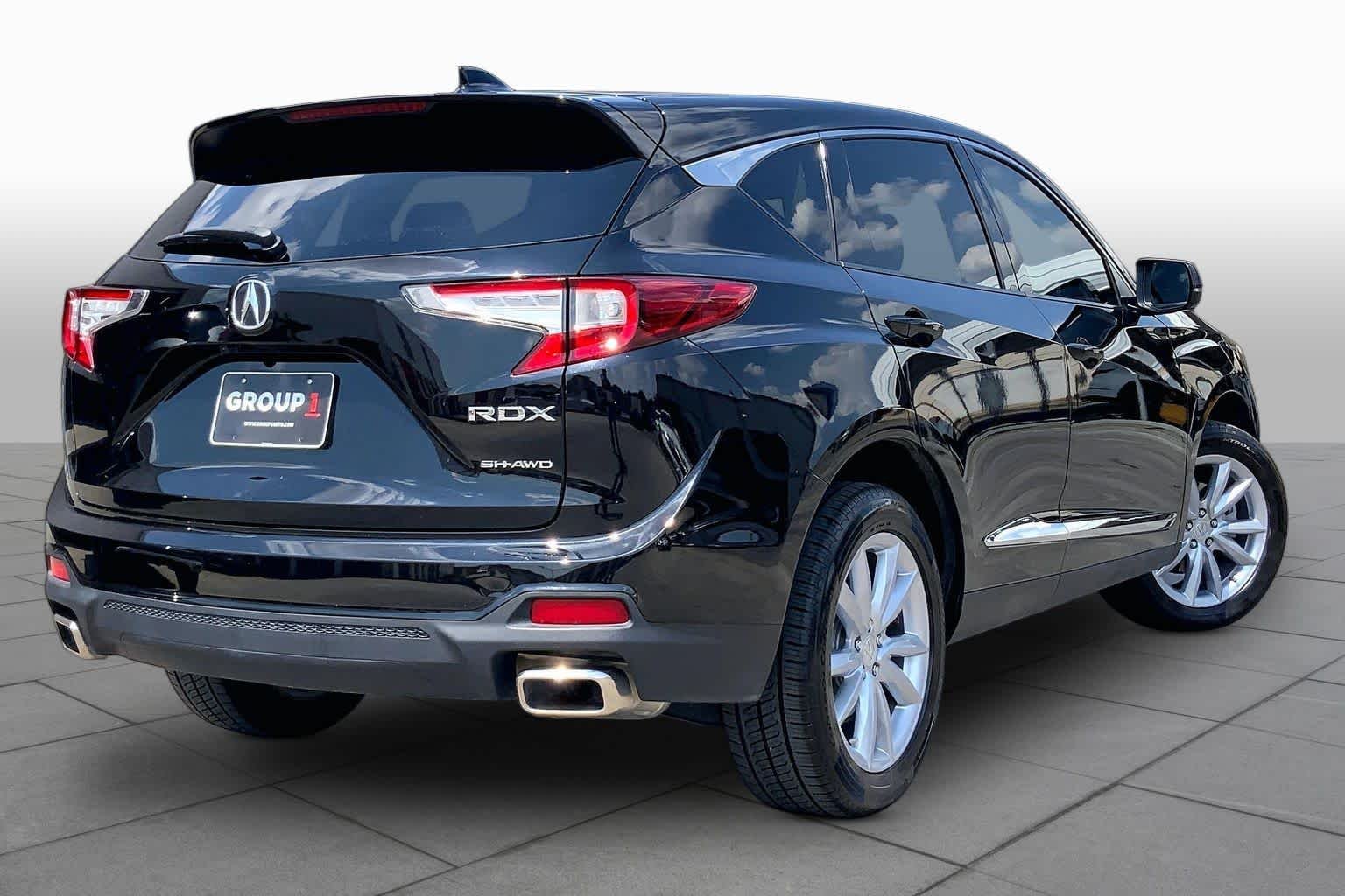 Used 2024 Majestic Black Pearl Acura  image 13