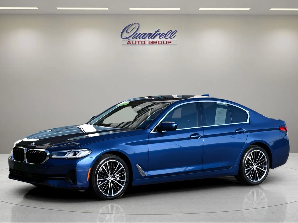 Used 2022 Blue BMW 540i xDrive image 8