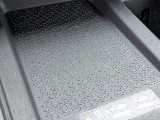Used 2025 Silver GMC Elevation image 31