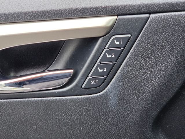 Used 2016 White Lexus 350 image 32