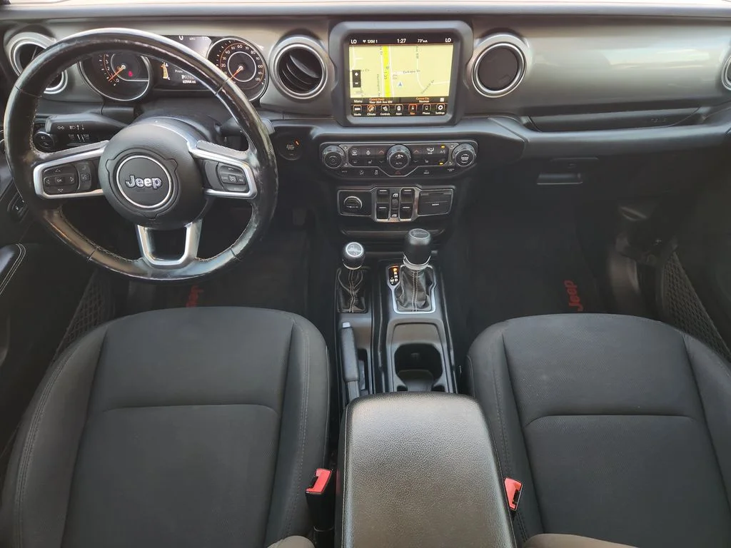 Used 2020 Black Clearcoat Jeep Overland image 27