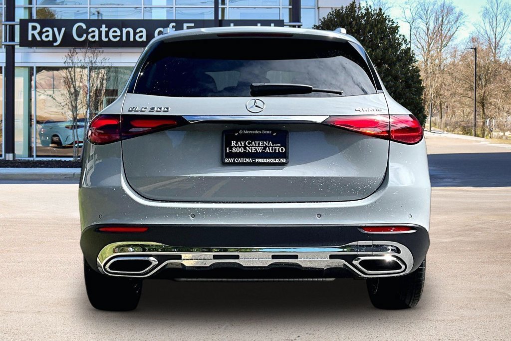 New 2027 MANUFAKTUR Alpine Grey Mercedes-Benz GLC 300 image 18