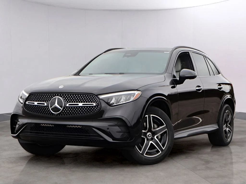 Used 2026 Black Mercedes-Benz GLC 300 image 1