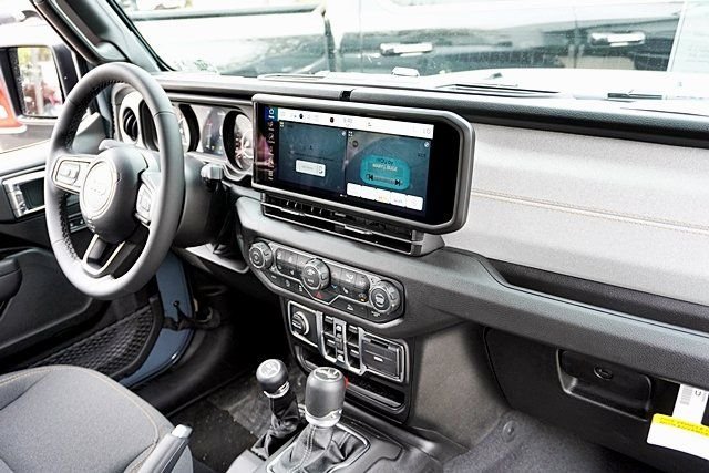 New 2026 Anvil Clear-Coat Exterior Paint Jeep Sport S image 18