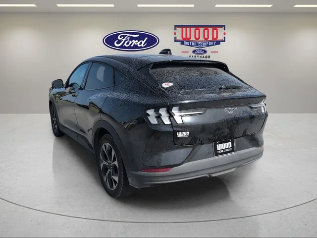 Used 2025 Shadow Black Ford Select image 5